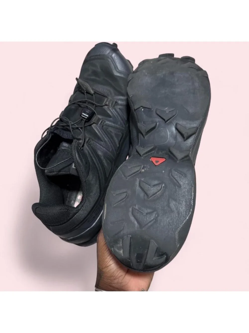 Salomon black ortholite sneakers